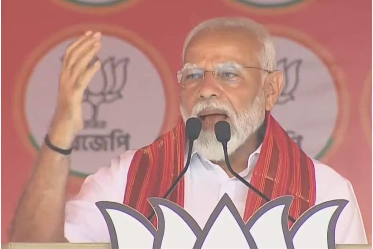 Narendra Modi : प्रधानमंत्री नरेन्द्र मोदी ने कहा, बंगाल में महिलाओं पर अत्याचार केवल भाजपा ही रोक सकती है Narendra Modi : प्रधानमंत्री नरेन्द्र मोदी ने कहा, बंगाल में महिलाओं पर अत्याचार केवल भाजपा ही रोक सकती है