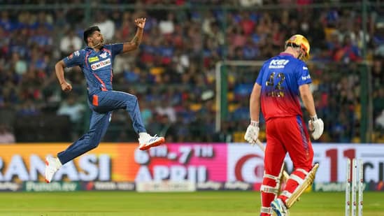 IPL 2024: फाफ डु प्लेसिस ने की मयंक की गेंदबाजी की जमकर तारीफ, जानें क्या कहा