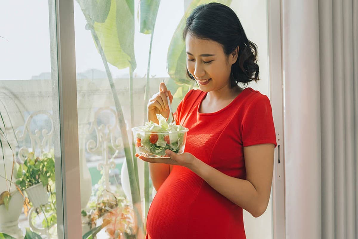 Pregnancy superfoods : рдЧрд░реНрднрд╛рд╡рд╕реНрдерд╛ рдореЗрдВ рдорд╣рд┐рд▓рд╛рдПрдВ рдХреМрди рд╕реЗ рдлрд▓ рдЦрд╛ рд╕рдХрддреА рд╣реИрдВ?