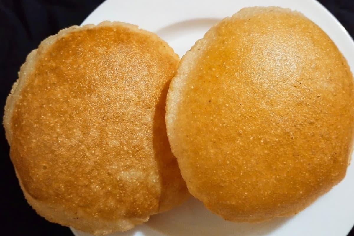 Weekend Special Recipe: इस वीकेंड आसानी से बनाएं रवा की पूड़ी, झटपट बनकर हो जाएगा तैयार