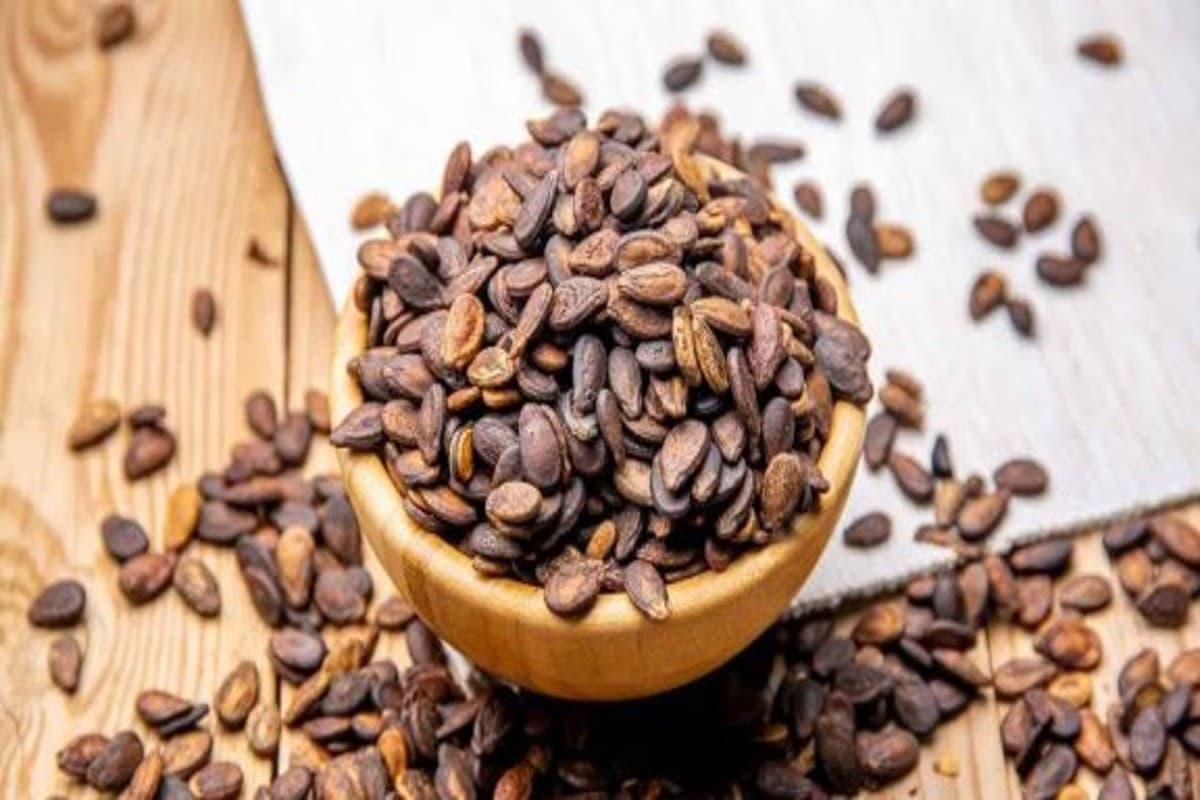 Calcium Rich Foods: दूध पीना नहीं पसंद, तो कैल्शियम की कमी को दूर करने में विकल्प बन सकते हैं सीड्स