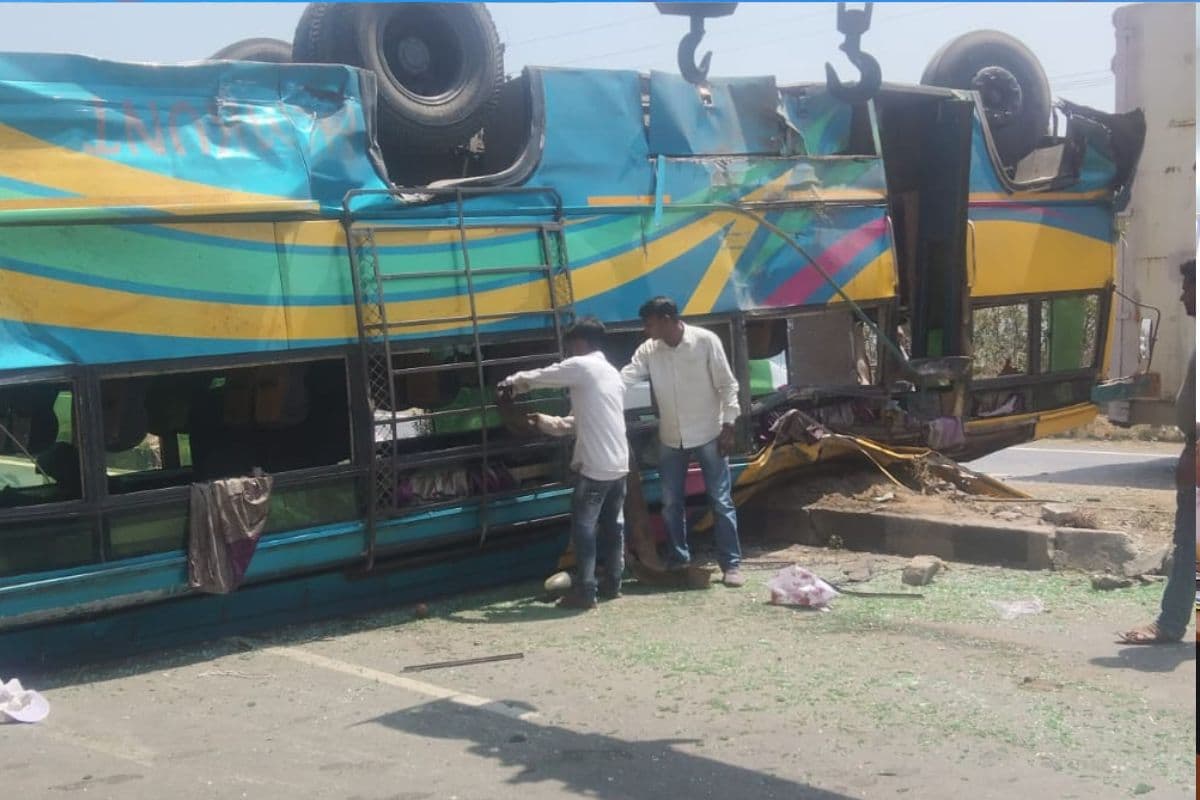 झारखंड के रामगढ़ की चुटूपालू घाटी में वाहनों की टक्कर में एक की मौत, दर्जनभर लोग घायल, रांची-पटना हाइवे घंटों जाम