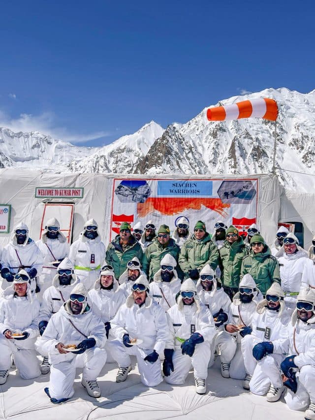 राजनाथ सिंह ने सियाचिन का दौरा किया, सैन्य तैयारियों की समीक्षा की