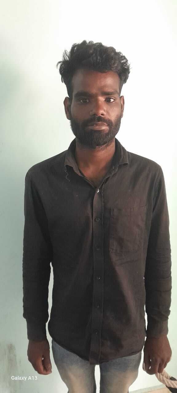 साकची : चोरी की मोटरसाइकिल के साथ युवक गिरफ्तार