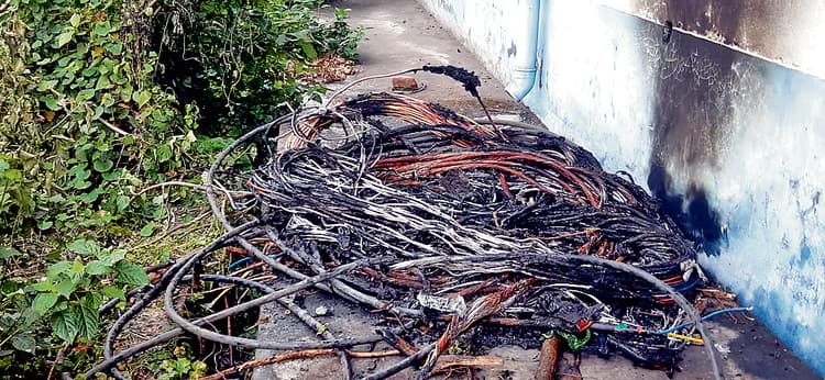 बंद पड़ा रैनबसेरा बना नशेड़ियों-उचक्कों का अड्डा