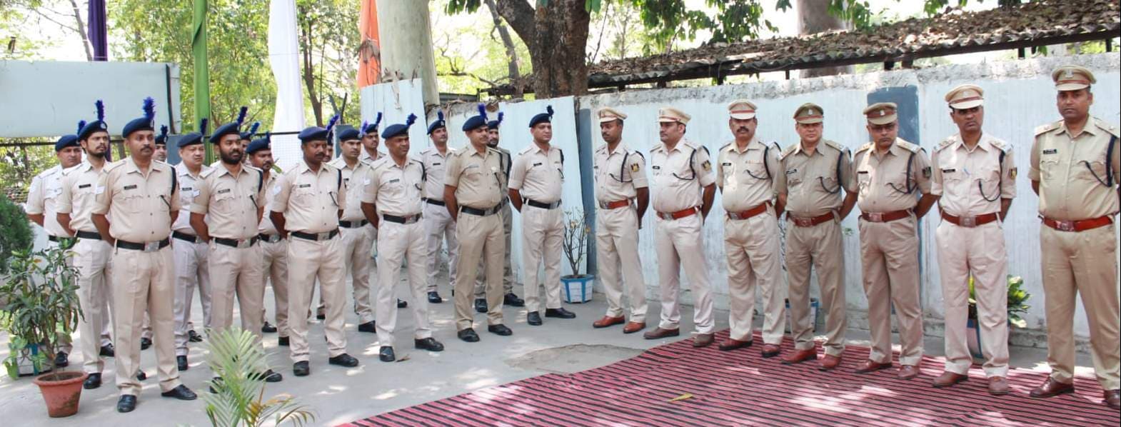 सीआरपीएफ ने मनाया शौर्य दिवस, शहीदों काे किया याद