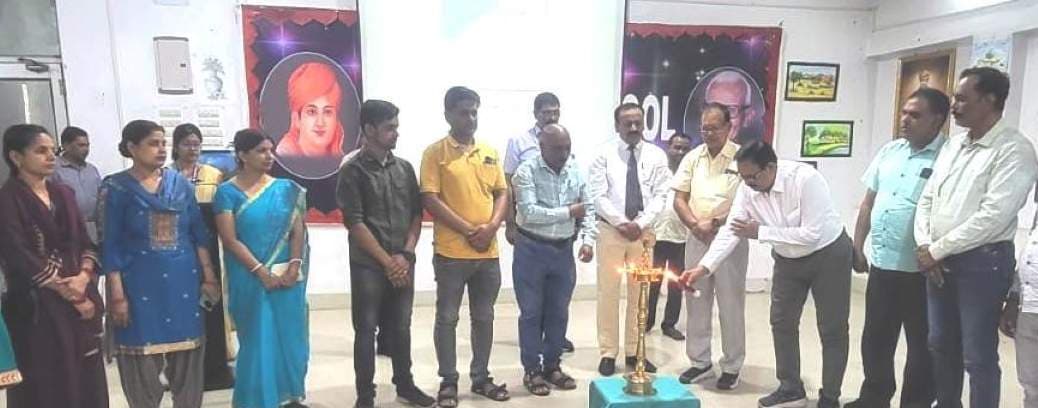 बच्चे अपने लक्ष्य को लेकर आगे बढ़े : बृजमोहन