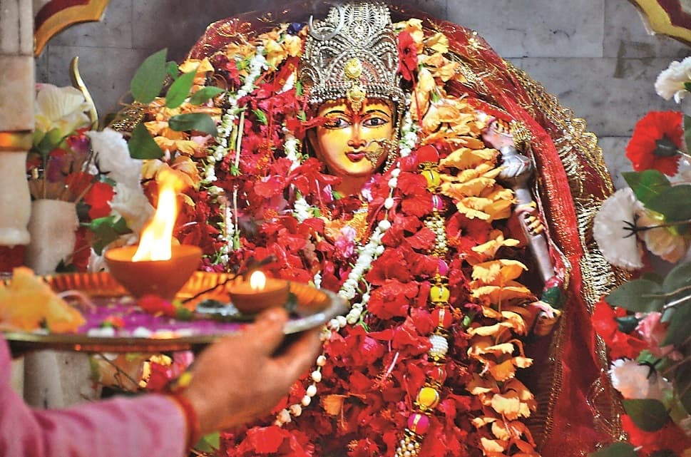 कलश स्थापना के साथ शुरू हुई शक्ति अराधना