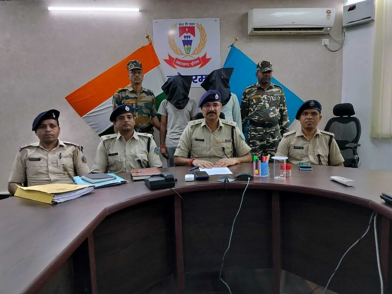 तिलैया पुलिस ने दो पेशेवर अपराधियों को किया गिरफ्तार
