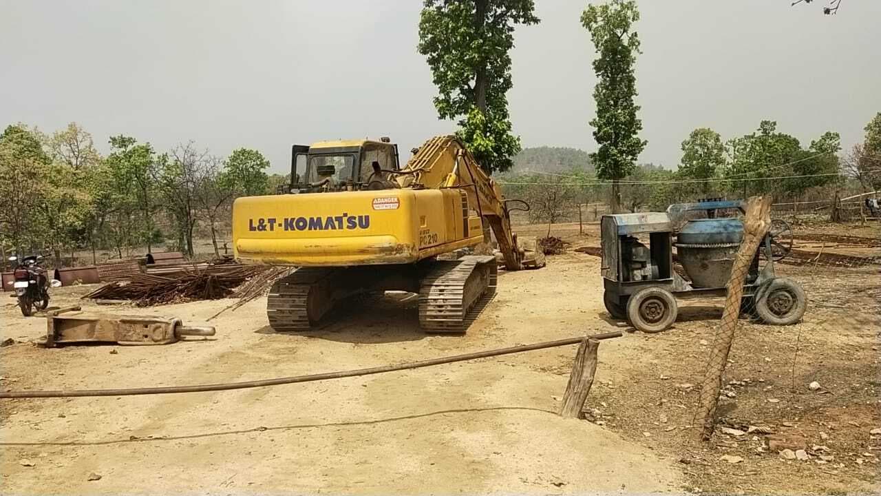 नक्सलियों के खिलाफ चलाया जा रहा है सर्च अभियान