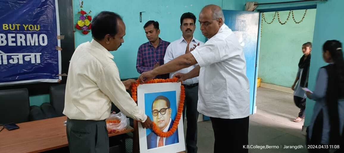 याद किये गये संविधान निर्माता बाबा आंबेडकर