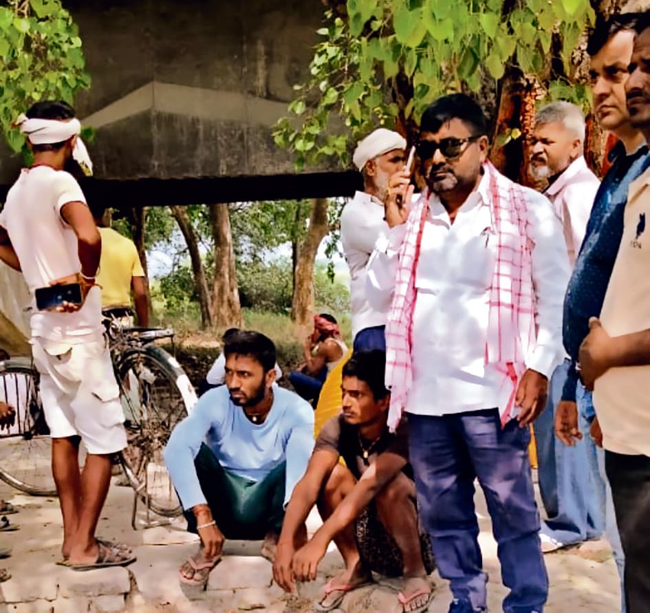 गंडक नदी में डूबे किशोर का शव बरामद, परिजनों में मचा कोहराम