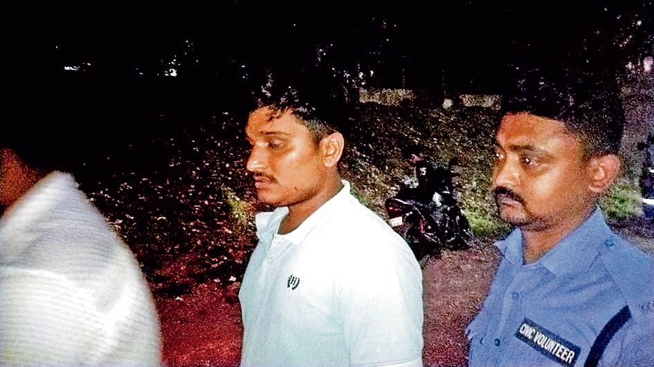 दुर्गापुर के डॉक्टर से साइबर ठगी का आरोपी राजस्थान से अरेस्ट