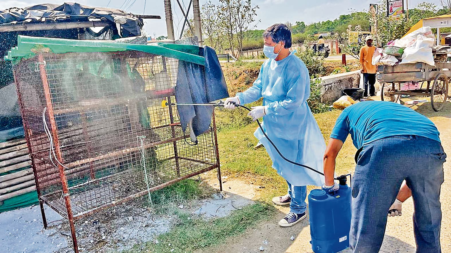 बर्ड फ्लू की पुष्टि के बाद प्रभावित क्षेत्र को किया गया संक्रमण मुक्त, बिक्री पर रोक