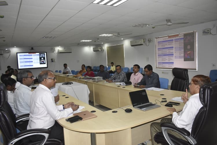 रिम्स के क्रिटिकल केयर में ड्यूटी पर नहीं थे सीनियर डॉक्टर, मांगा गया स्पष्टीकरण