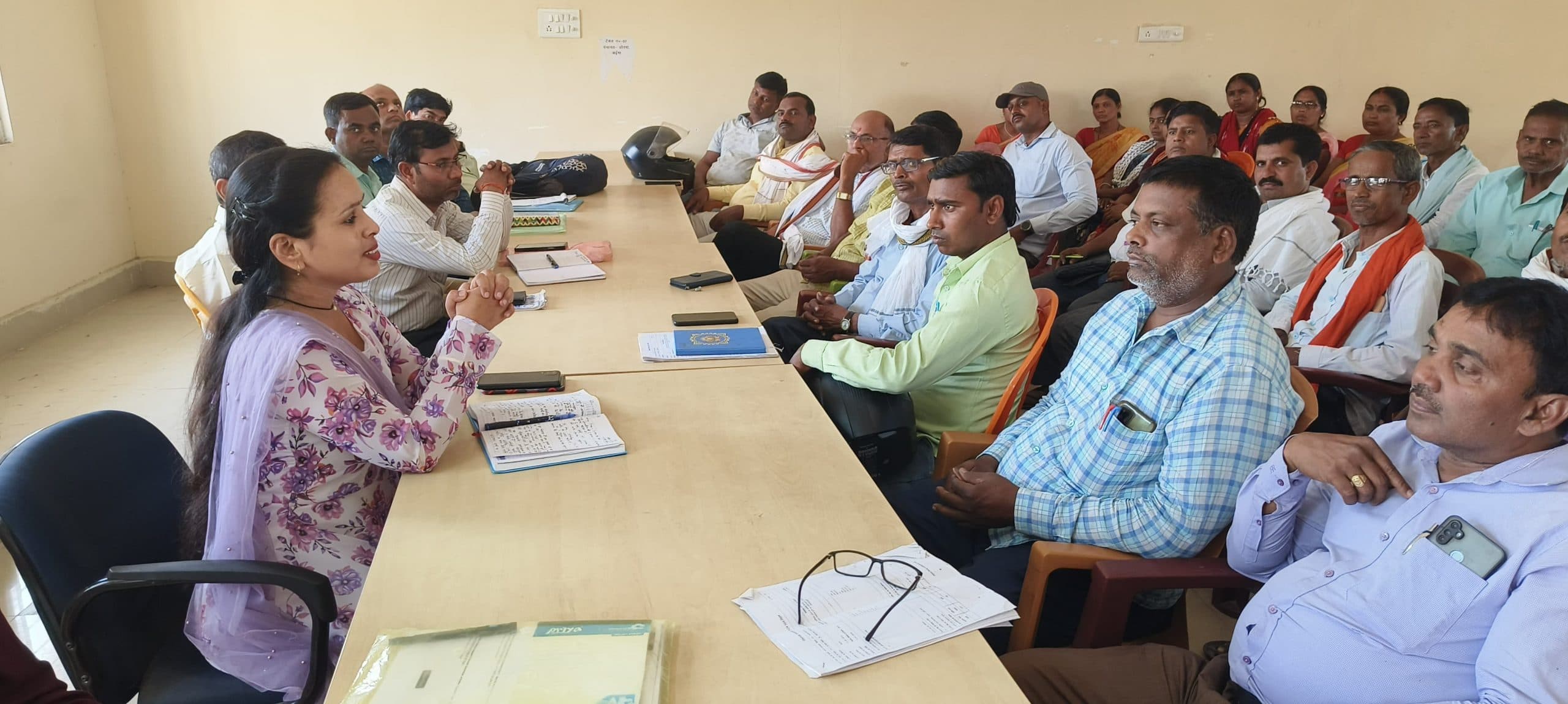 सभी सेक्टर मजिस्ट्रेटों को बूथों पर मूलभूत सुविधाएं उपलब्ध कराने का निर्देश