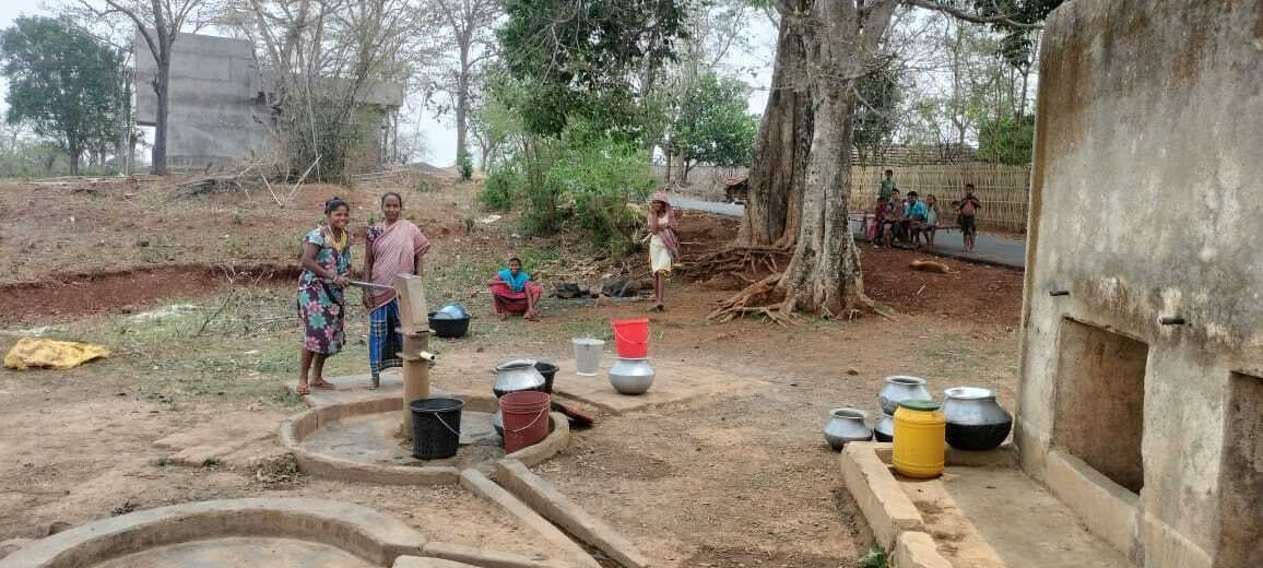 भीषण गर्मी के बीच पेयजल के लिए परेशान हो रहे धनिगोड़ा के ग्रामीण