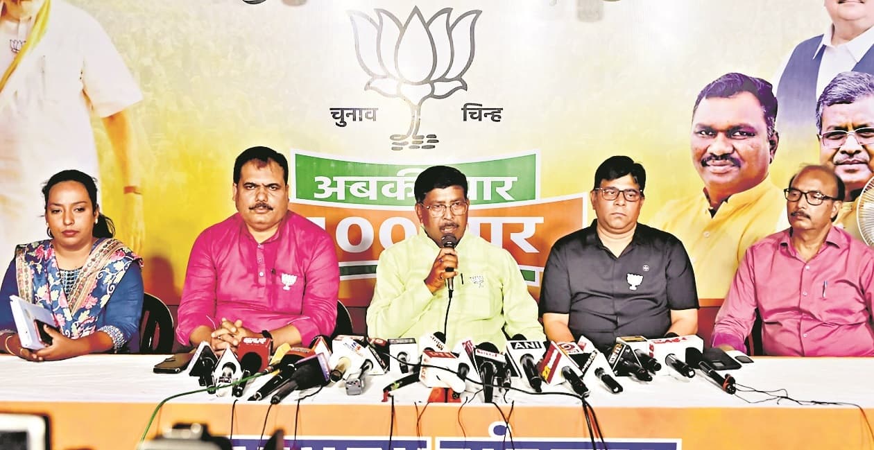 सरकारी तंत्र का दुरुपयोग कर रहा इंडिया गठबंधन : आदित्य