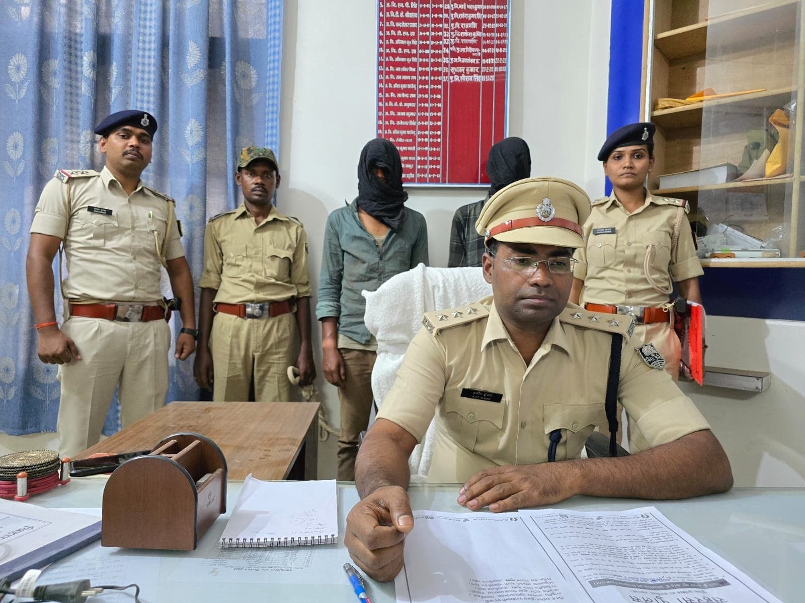 छह घंटे के अंदर लूटकांड का उद्भेदन, दो गिरफ्तार