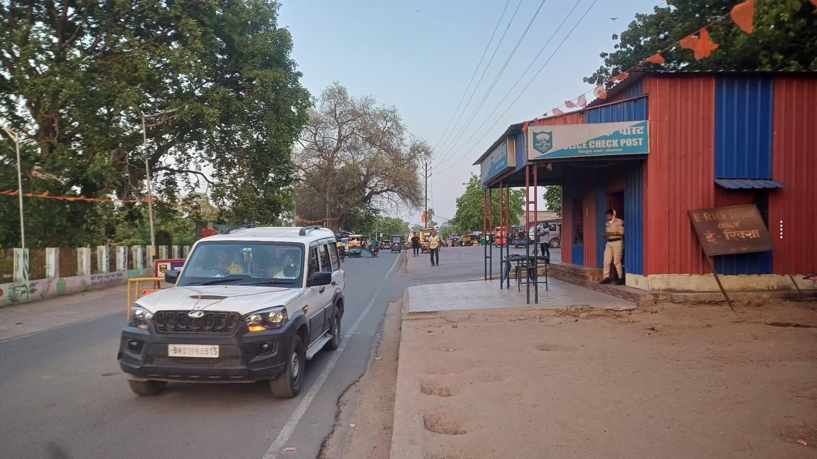 मंदिर क्षेत्र में बगैर इंट्री पास वाले वाहनों की हो जा रही है इंट्री