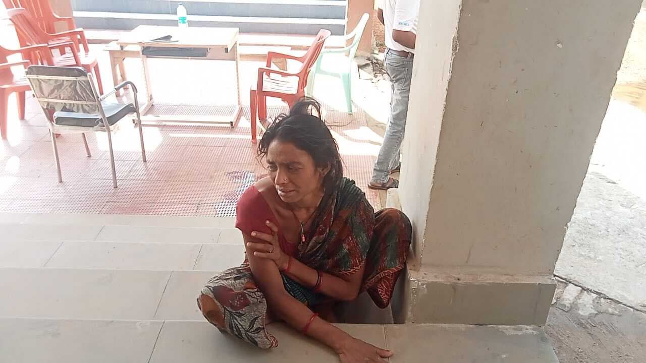 विवाहिता ने ससुराल वालों के विरुद्ध थाना में दिया आवेदन