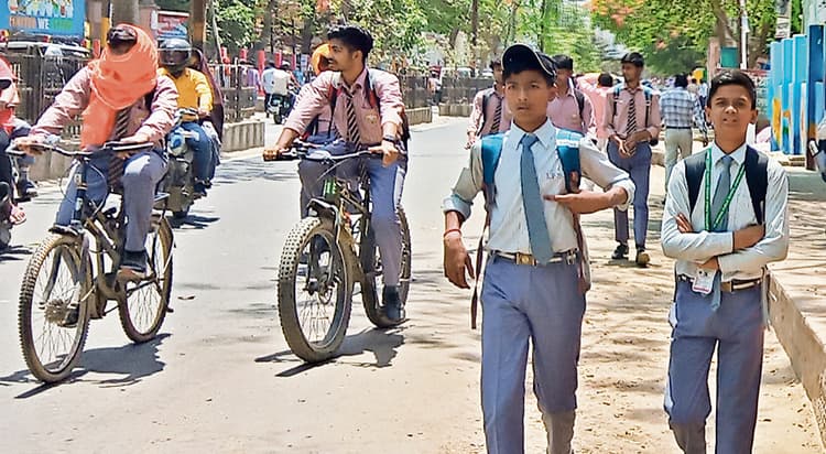 इमरजेंसी वार्ड में हर 10 मिनट में एडमिट हो रहे लू पीड़ित मरीज