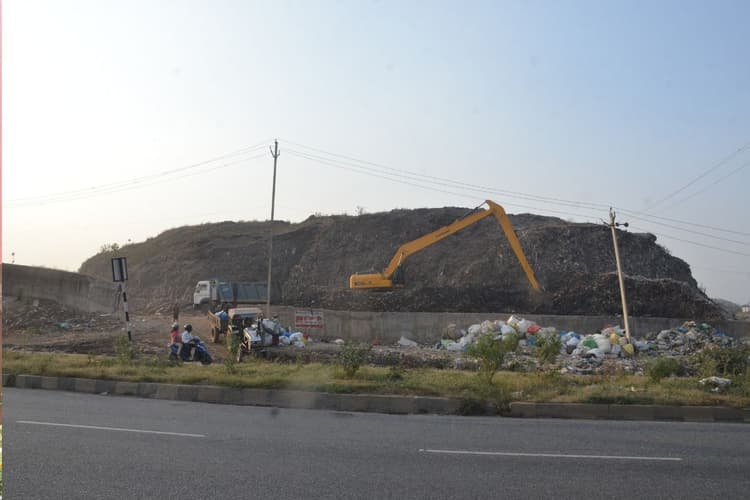 रांची के झिरी में 33 एकड़ में फैला कचरे का पहाड़ जल्द होगा खत्म, मच्छरों से मिलेगी मुक्ति, 93 करोड़ रुपये होंगे खर्च