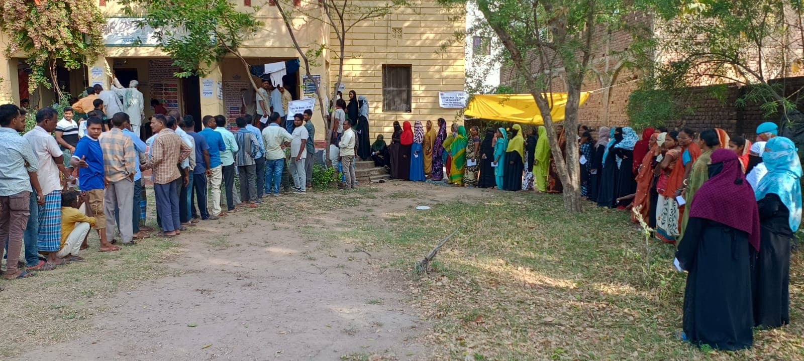 Lok Sabha Poll: नवादा में पोलिंग बूथ से रायफल चोरी, एसपी ने सिपाही को किया सस्पेंड