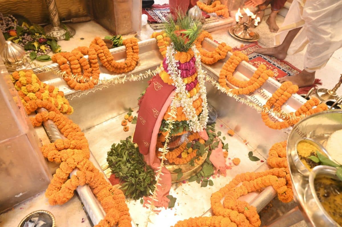 Ram Navami 2024: काशी विश्वनाथ धाम भी हुआ राम मय, मंदिर में हुआ सूर्य तिलक का सीधा प्रसारण Ram Navami 2024: काशी विश्वनाथ धाम भी हुआ राम मय, मंदिर में हुआ सूर्य तिलक का सीधा प्रसारण
