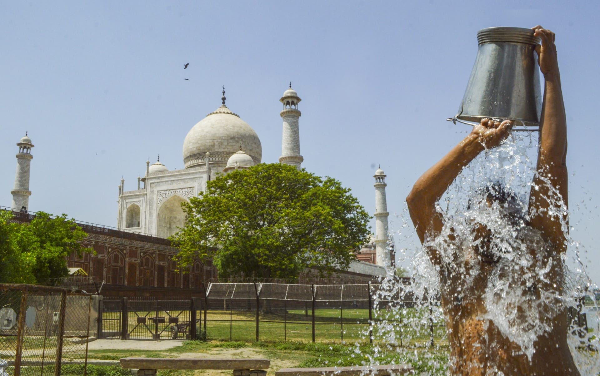 Weather News: दिल्ली में गर्मी से राहत नहीं, बिहार में हीट वेव का अलर्ट, झारखंड सहित अन्य राज्यों का मौसम देखें