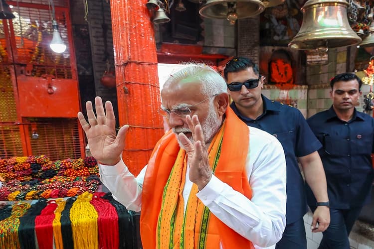 Lok Sabha Election 2024 : बीजेपी को पहली बार बहुमत दिलाने वाले पीएम नरेंद्र मोदी का कैसा रहा है राजनीतिक सफर?