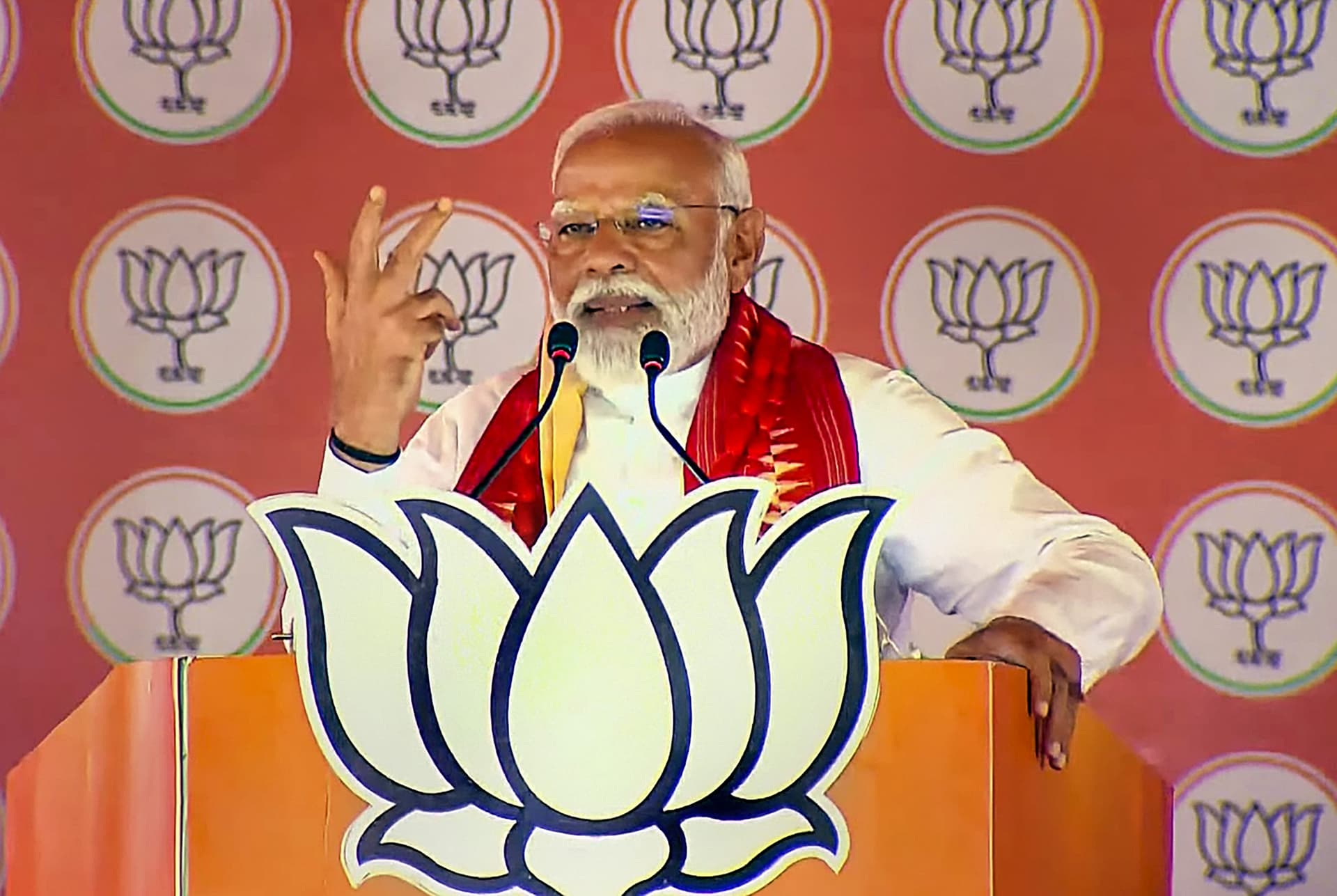 PM Modi Rally : ‘झारखंड में मिल रहा है नोटों का पहाड़’, ओडिशा की रैली में बोले पीएम मोदी
