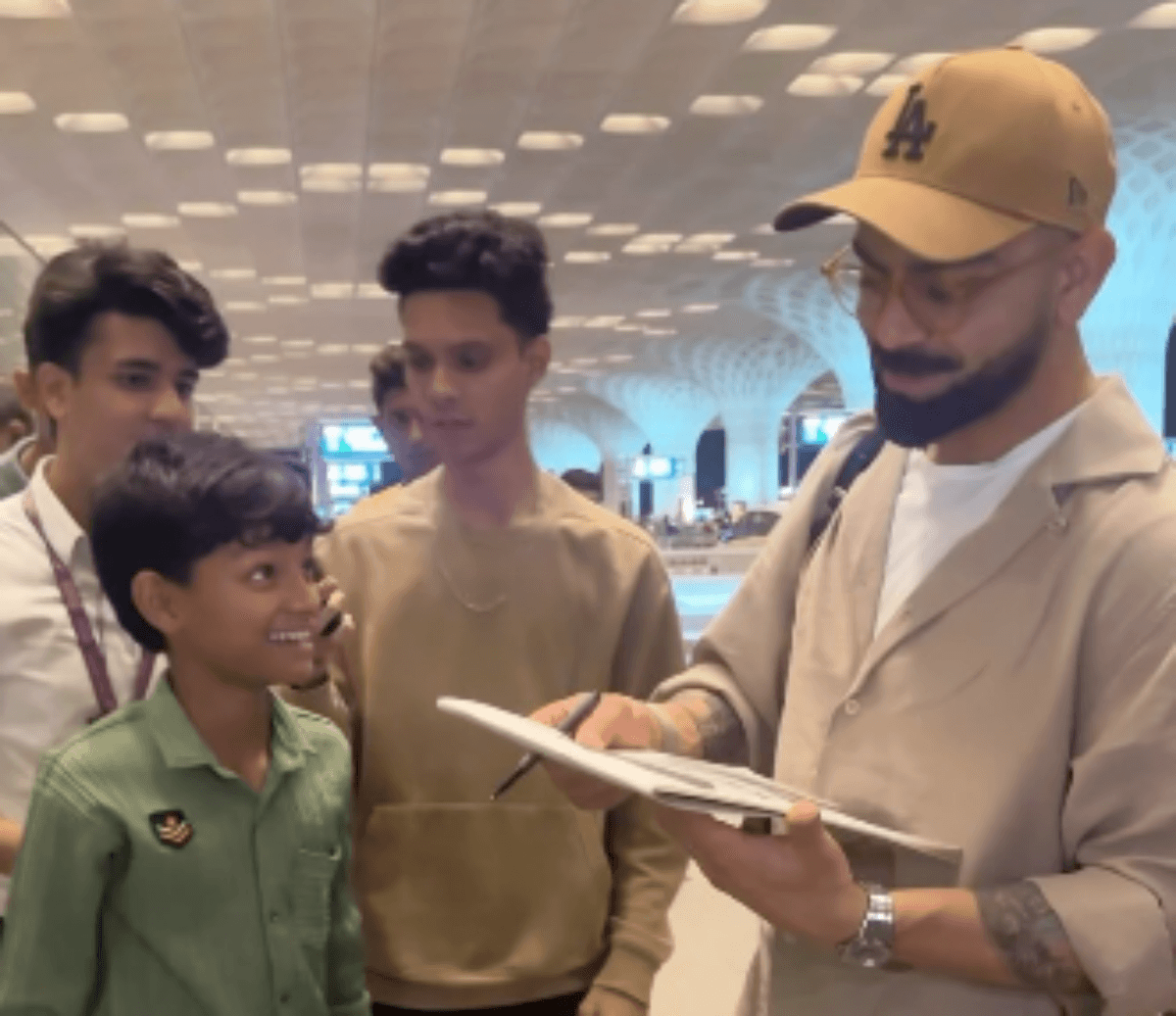 T20 World Cup 2024: Virat Kohli left for America T20 World Cup 2024: Virat Kohli left for America