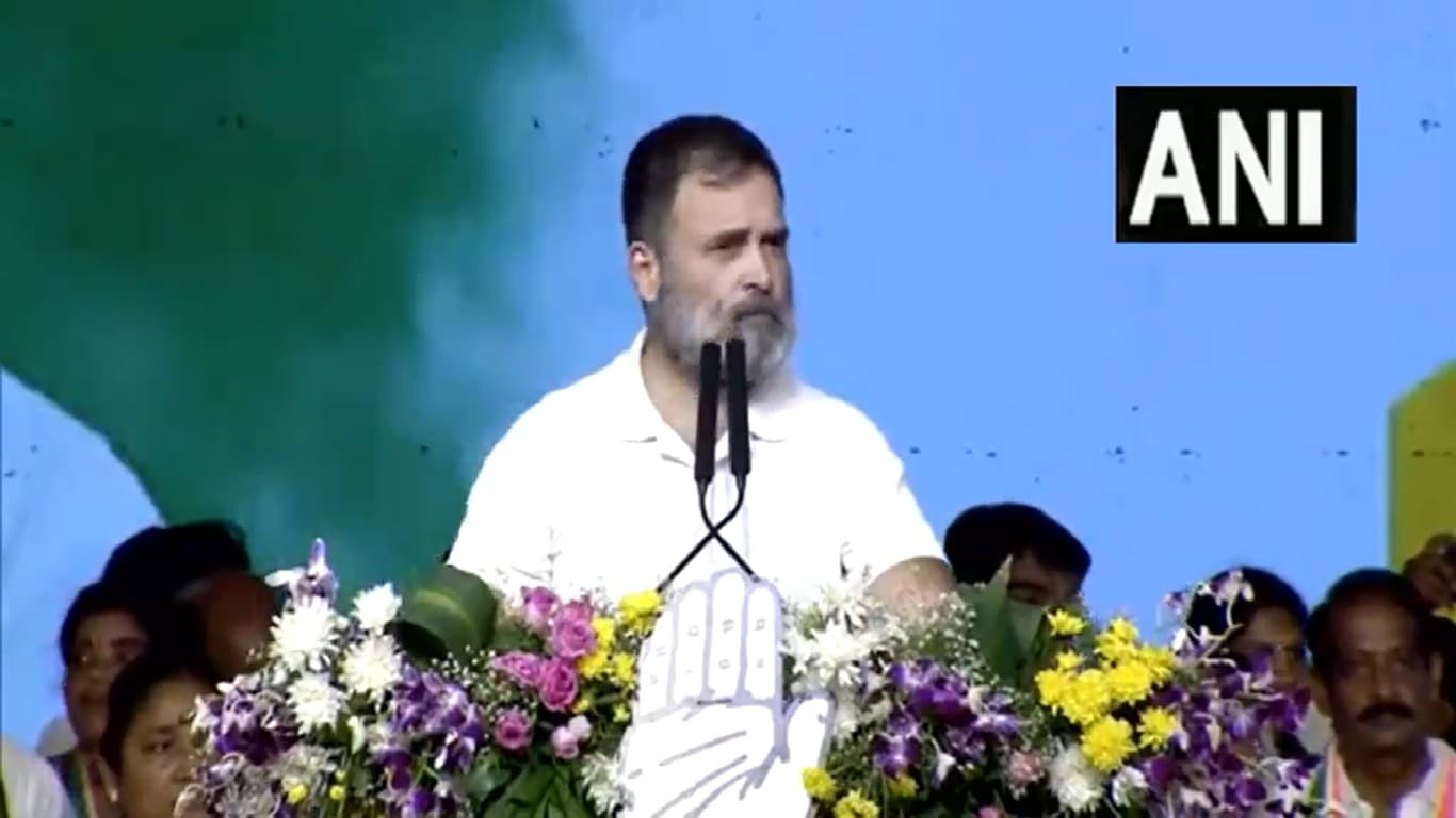 Rahul Gandhi: 'बेरोजगार युवाओं को 1 लाख रुपये और एक साल की नौकरी', तेलंगाना में राहुल गांधी ने किया बड़ा ऐलान