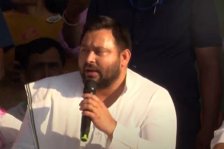 Lok Sabha Election 2024: पीएम मोदी के मुंह से बेरोजगारी का 'ब' नहीं निकलता, देवघर में बीजेपी पर जमकर बरसे तेजस्वी यादव