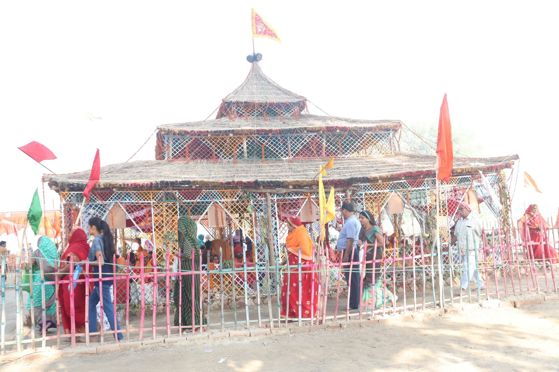 Photo: श्री लक्ष्मी नारायण महायज्ञ मंडप की परिक्रमा क्यों की जाती है? जानें इसका धार्मिक महत्व