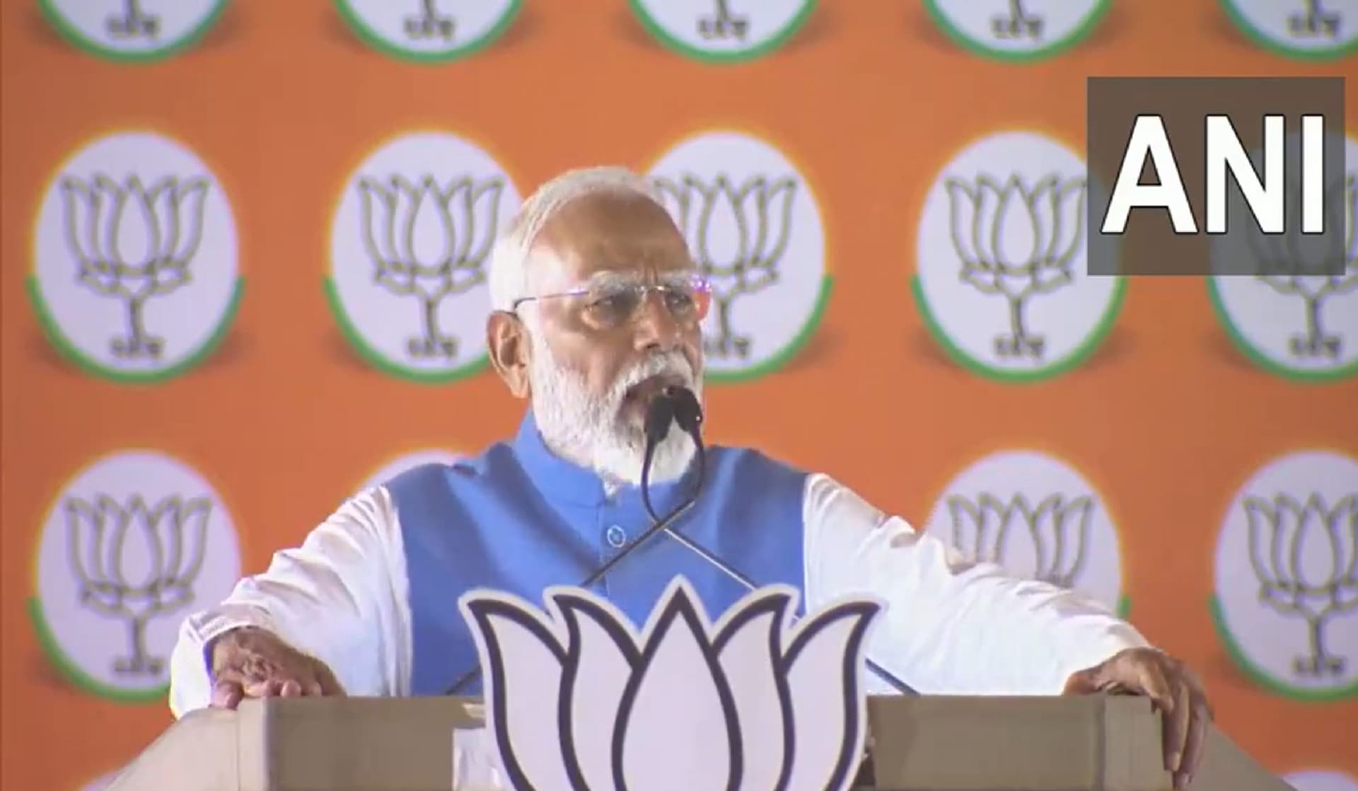 Narendra Modi: सत्ता में लौटने पर भ्रष्टाचारियों की संपत्तियों का ‘एक्स-रे’ करूंगा, दिल्ली में गरजे पीएम मोदी