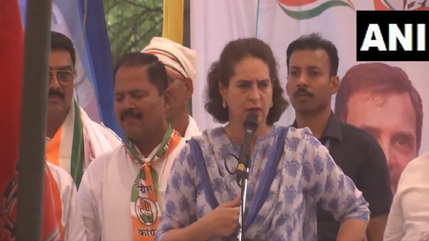 Lok Sabha Election: ‘पीएम मोदी ने 4-5 लोगों को दे दी देश की पूरी संपत्ति’, रायबरेली में बोलीं प्रियंका गांधी