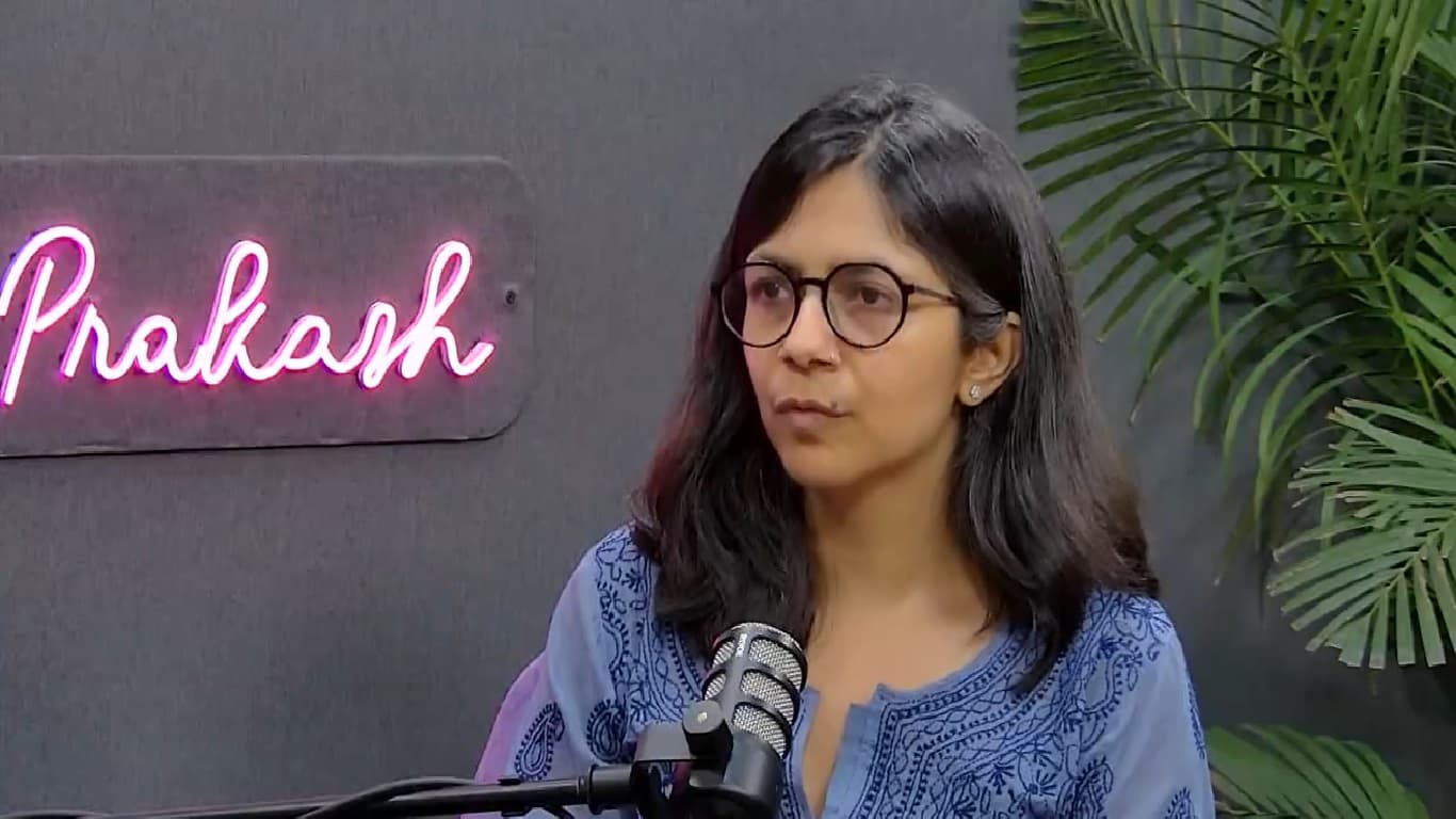 Swati Maliwal ने रो-रोकर सुनाई मारपीट की कहानी, कहा- केजरीवाल के आवास पर बिभव ने किया दुर्व्यवहार