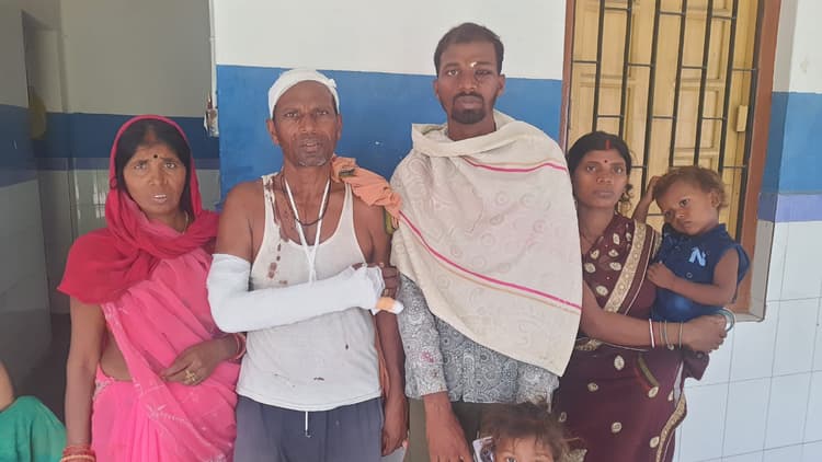 औरंगाबाद में डायन का आरोप लगाकर घर में घुसे, लाठी-डंडे व रॉड से की पिटाई, आधा दर्जन जख्मी