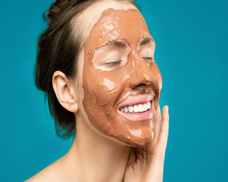 Skin Care: चाहते हैं ग्लोइंग स्किन, आज ही इस्तेमाल करें ये फेस मास्क