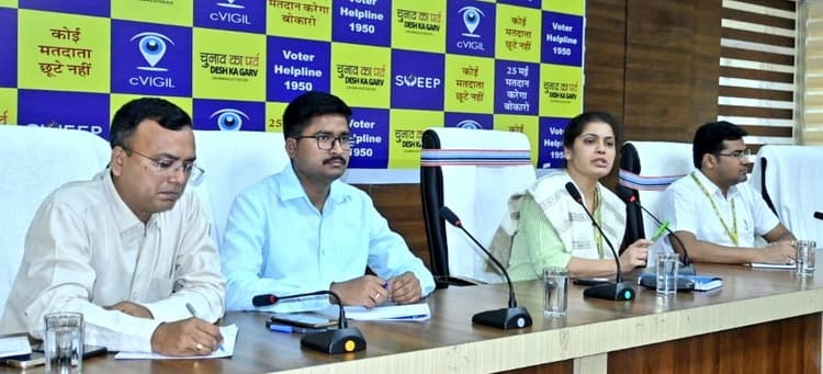 स्ट्रांग रूम में मूलभूत सुविधाएं हो सुनिश्चित : डीइओ