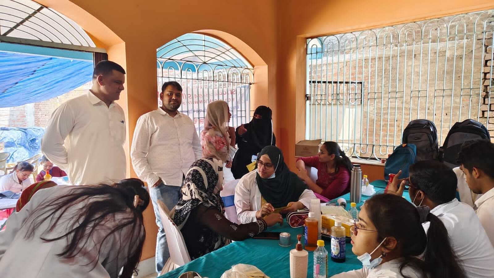 मिशन अस्पताल ने लगाया नि:शुल्क स्वास्थ्य जांच शिविर