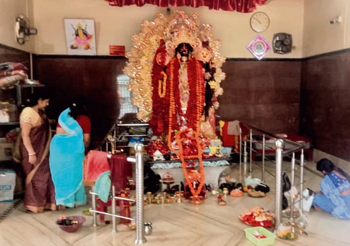 अमावस्या पर काली मंदिरों में की गयी पूजा