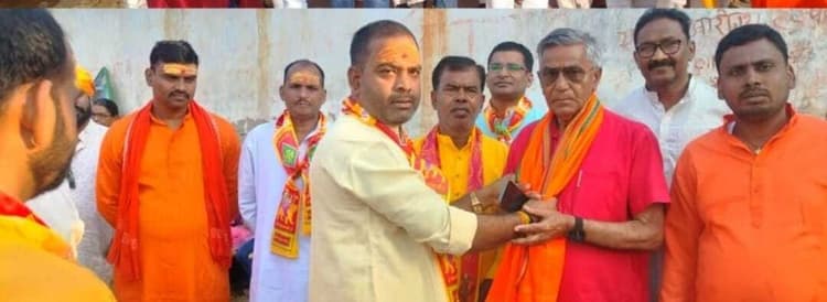 कलश शोभायात्रा के साथ शतचंडी महायज्ञ शुरू