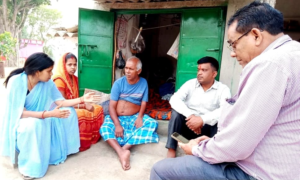 भाजपा नेताओं ने चलाया जनसंपर्क अभियान