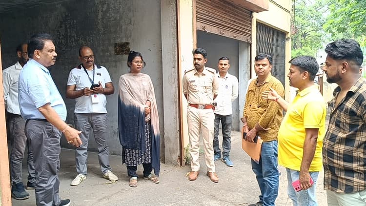 बरोरा में पांच वल्नरेबल बूथों का निरीक्षण