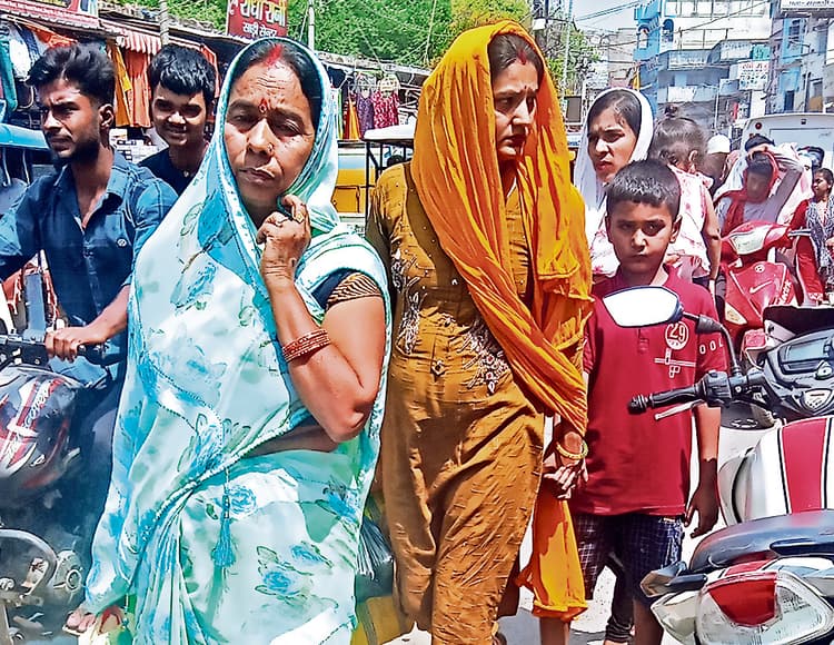 तापमान में गिरावट से मौसम हुआ सुहाना, गर्मी से राहत