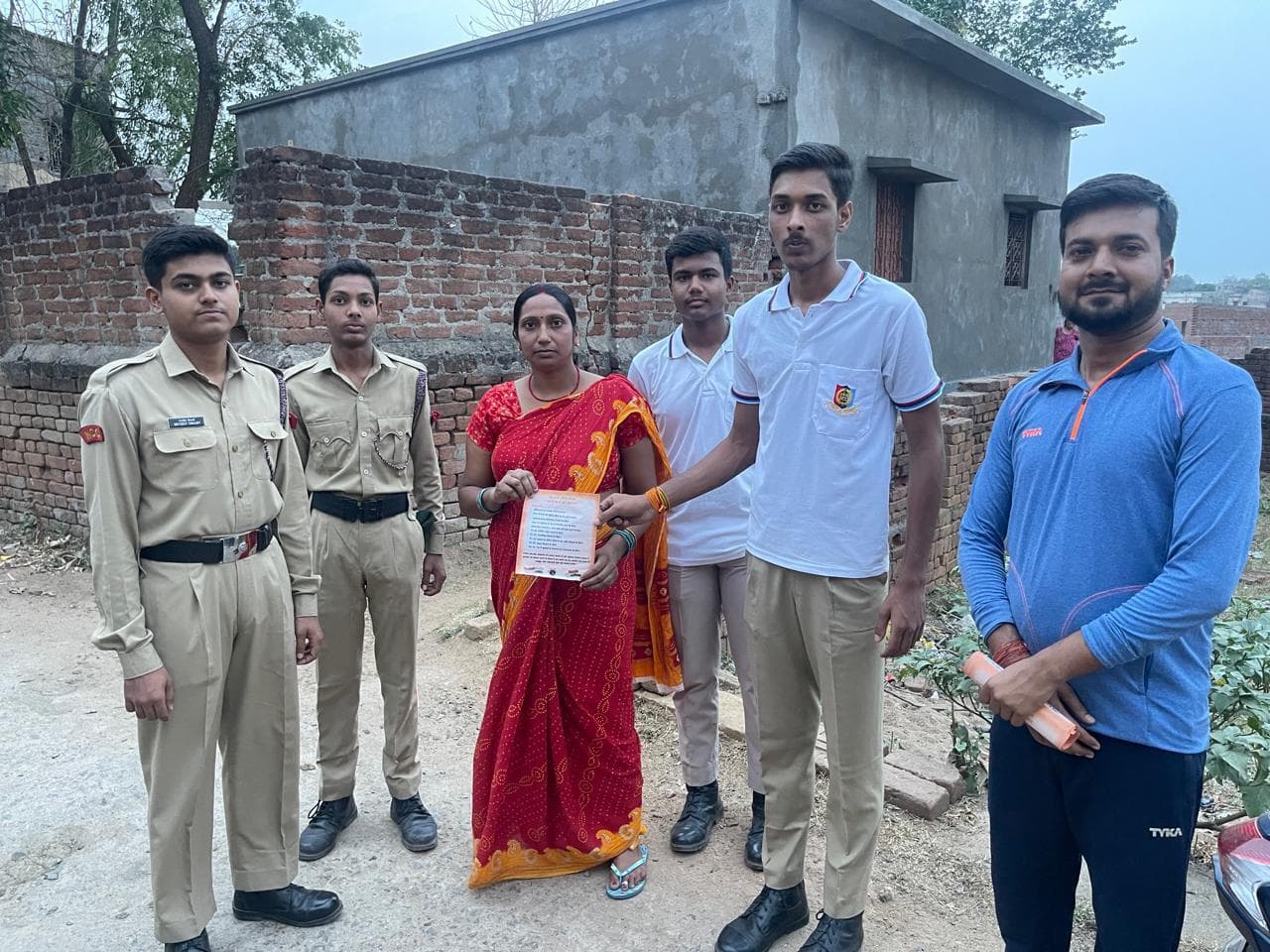 डीएवी के विद्यार्थियों ने चलाया मतदाता जागरुकता अभियान