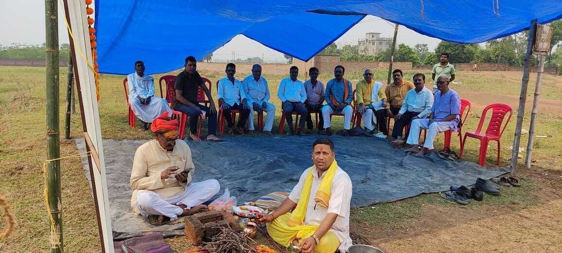 शस्त्र संचालन का प्रदर्शन कर मनायी भगवान परशुराम की जयंती